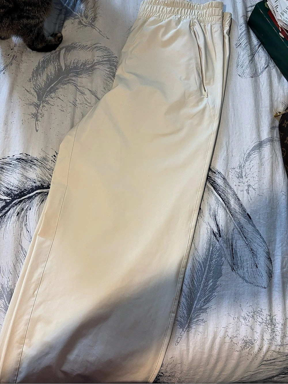 BRAND NEW W TAGS ARITZIA INTERMISSION PANTS